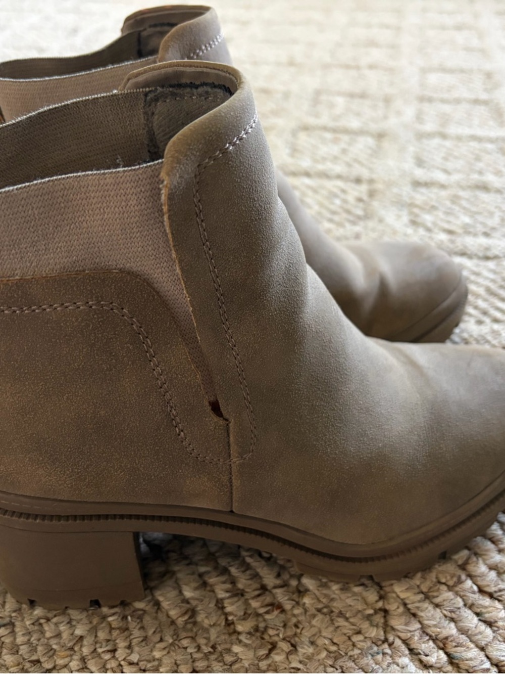 Steve Madden Taupe Elastic-Side Suede Ankle Boots